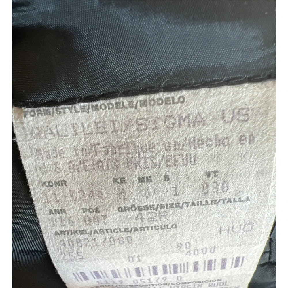 Hugo Boss Men's2-Pc‎ Suit Size 42R Wool Black Pinstripe Galilei|Sigma Style USA